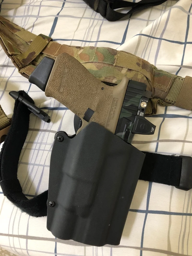 G19 paintball airsoft ar 15 accessories tactial belt platform G17 holster for G17 with X300U flashlight series for hunting (2)