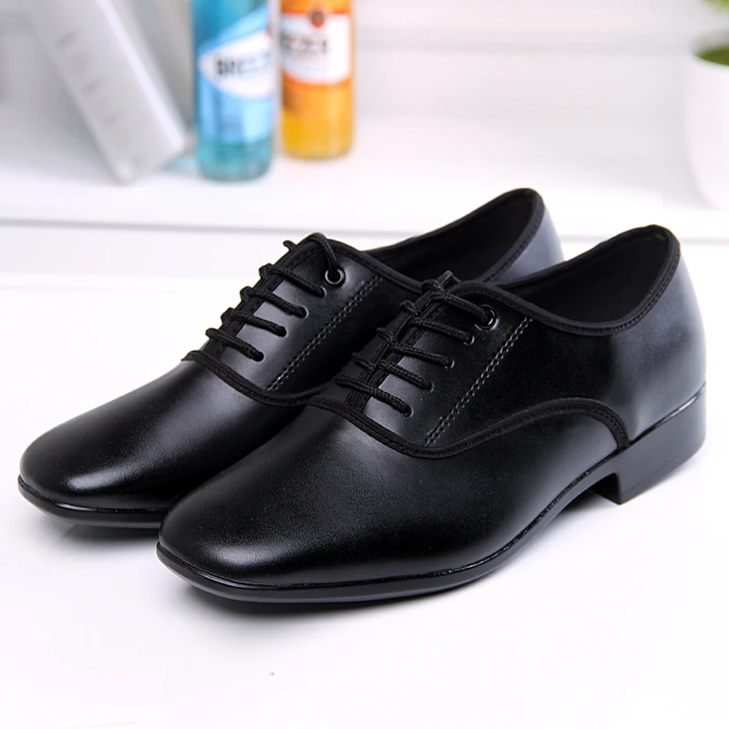 Cowhide Leather Quality Men Boys Latin Ballroom Shoes 2.5cm Low Heel Black Chacha Tango Moderm Dance Shoes Sport Shoes Men цена Cowhide Leather Quality Men Boys Latin Ballroom Shoes 2.5cm Low Heel Black Chacha Tango Moderm Dance Shoes Sport Shoes Men цены онлайн