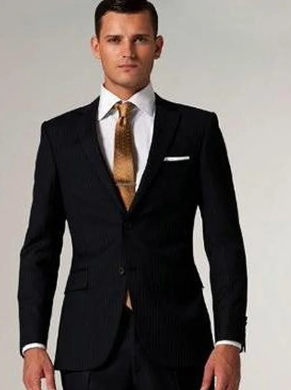 Мужской костюм 2022 в полный рост. Костюм томми хилфигер мужской. 5 suits every professional man needs in his closet. Стильные классические костюмы для мужчин. Three-piece suit shelby.