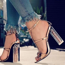 Teahoo золото Лакированная кожа Римские сандалии Для женщин летние женские босоножки Прозрачные Высокие каблуки Для женщин Насосы Женские пикантные туфли на выход