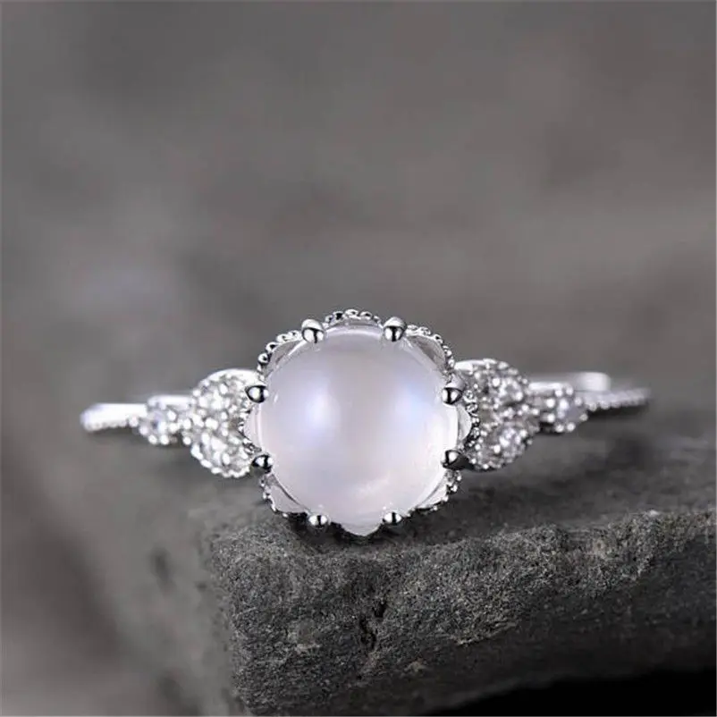 

Round Opal Ring Charm Moonstone Rose Gold and Silver Engagement Ring Female Wedding Fashion Ring