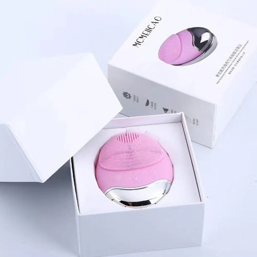 10871637404_359382689.640x640