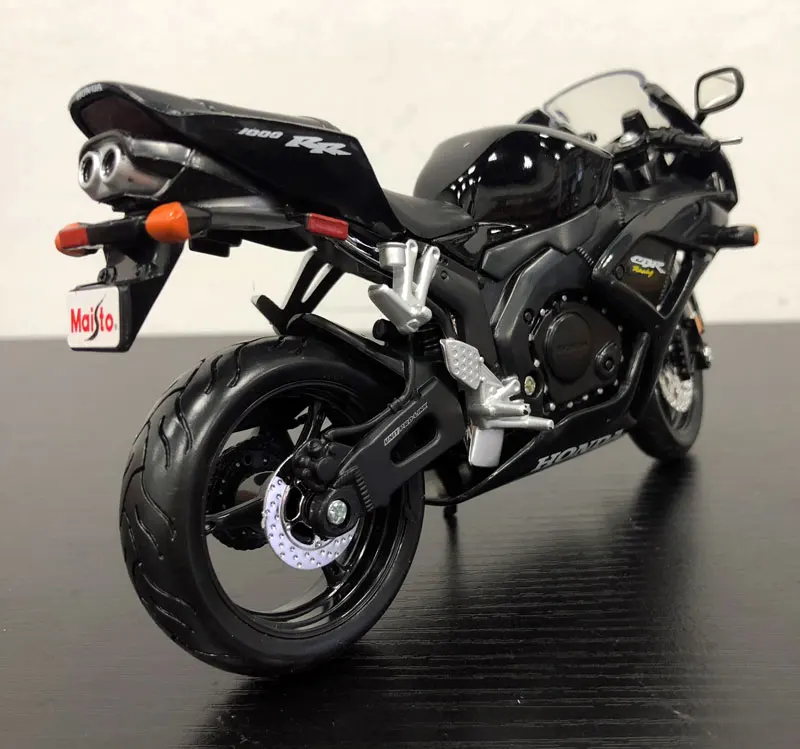 HONDA CBR 1000RR (7)