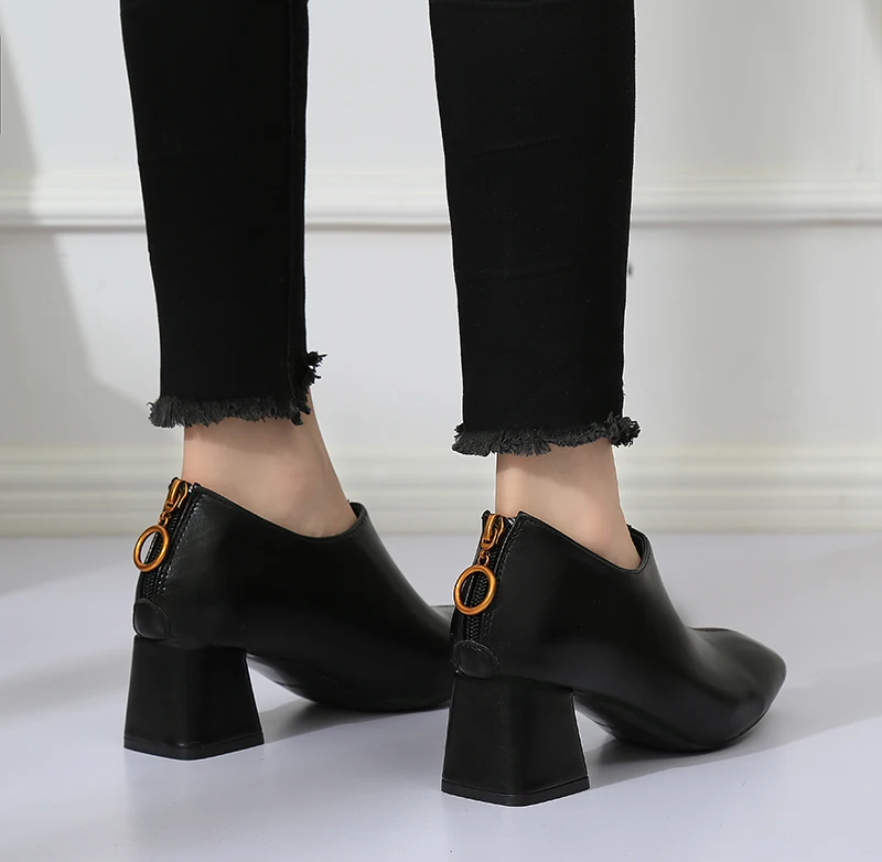 boots medium heel