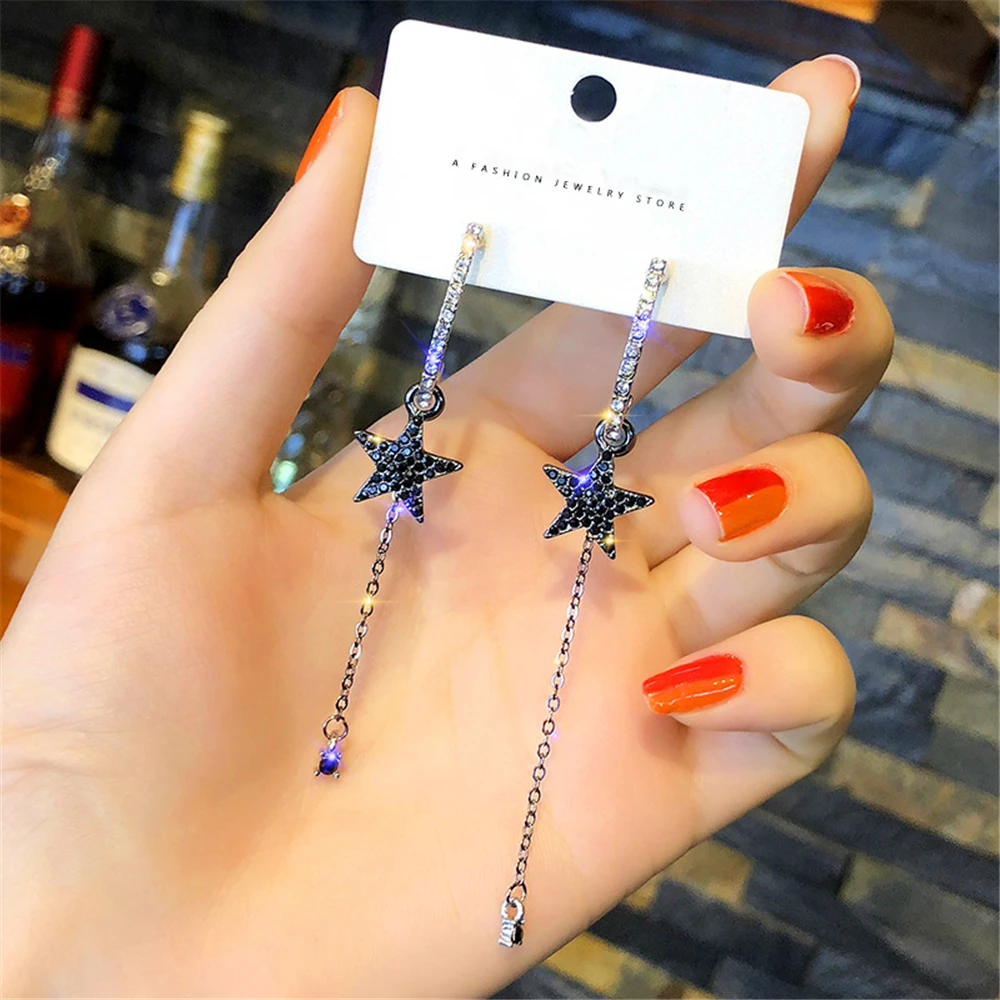 

Ladies fashion elegant long black tassel star earrings exquisite embellishment charming, suitable for party engagement