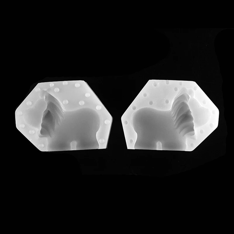 R1751. (2)