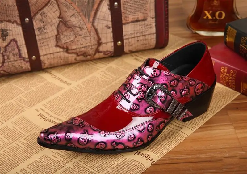 Модные роскошные мужские лакированные туфли из натуральной кожи; черные официальные Мужские модельные туфли для свадебной вечеринки; деловые туфли на высоком каблуке с пряжкой