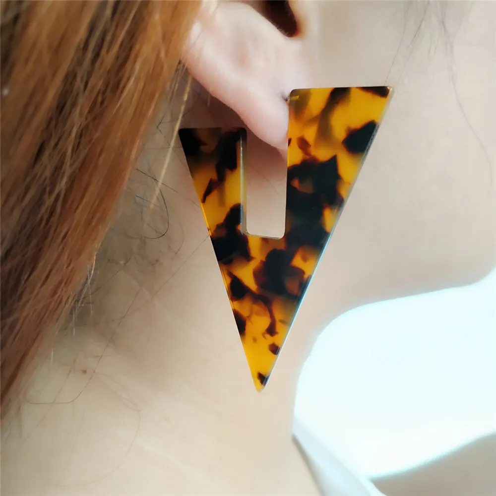 

VIVILADY Trendy Triangle Acrylic Hoop Earrings Women Geometric Statement Boho Leopard Jewelry Brinco Accessories Bijoux Gifts