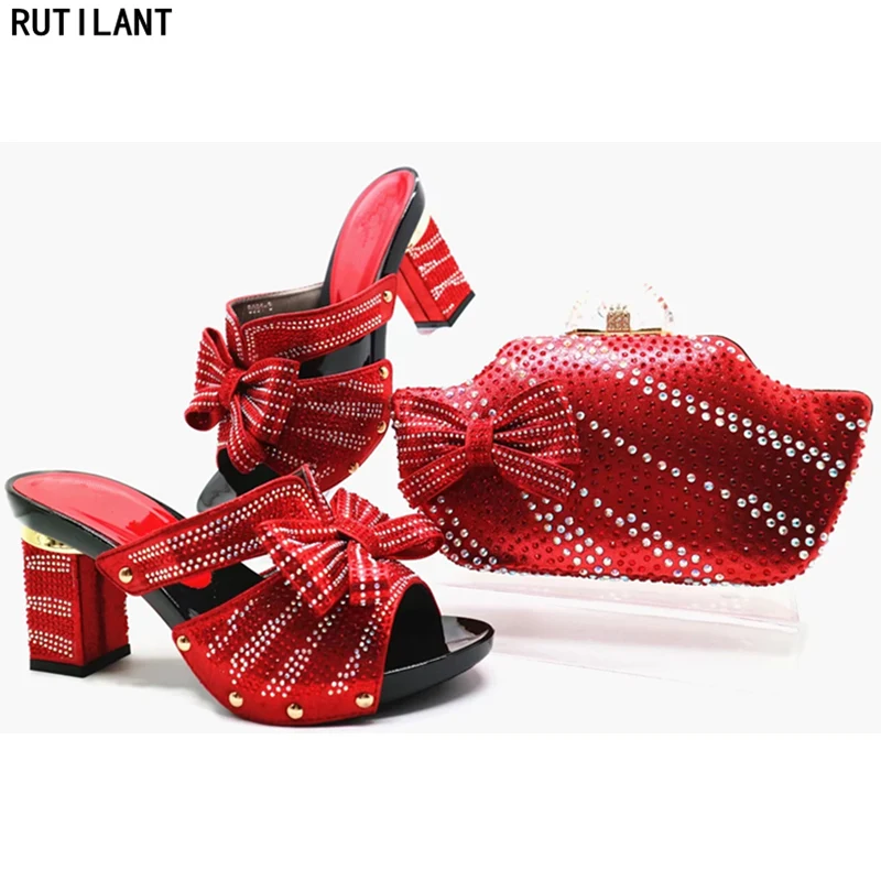 

Red Color Ladies Italian Shoe and Bag Set Decorated with Rhinestone Matching Shoes Bags Set Nigerian Women Wedding Shoes and Bag