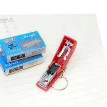 Мультфильм мини-степлер студенческие канцелярские цепи степлер Часы с ключиком