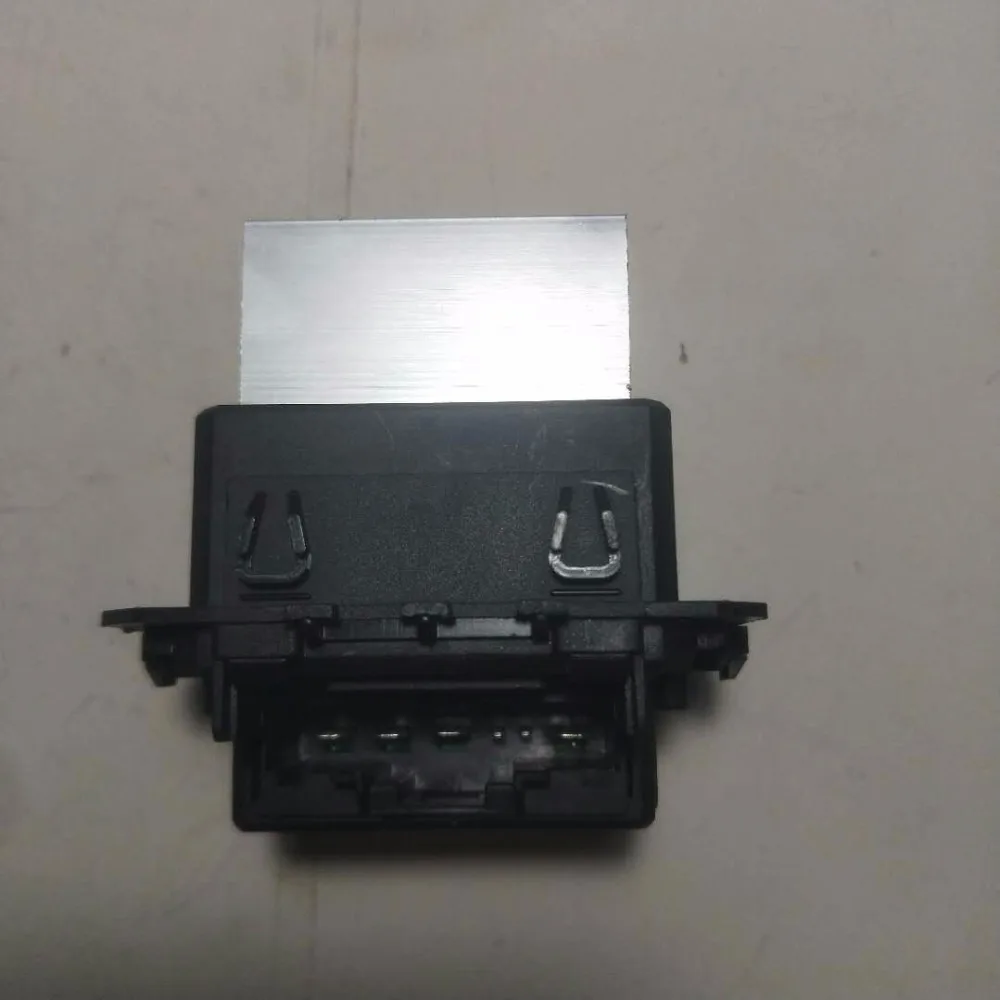 Резистор двигателя воздуходувки подходит для Citroen Peugeot Renault Qashqai OE 6441AA 6441AF 7701209850