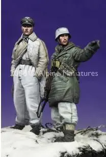 

1:35 WWII German Army Winter (2 people)