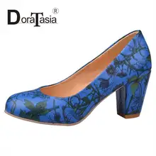 2015 heißer Verkauf Runde Kappe Mischfarben Schuhe Für Frau Mode große Größe 31-43 Frauen Pumpt Med Dicken Heels Damen Schuhe Mit Floral
