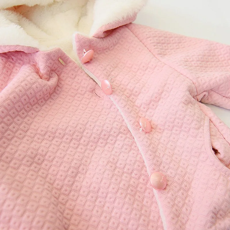 Baby girl Coat In Autumn and winter  Pure color dots Little bear bag Hooded jacket for Kids Children  (3)