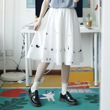 Летняя Новинка, милая Женская белая юбка в консервативном стиле, эластичная хлопковая белая юбка со средней талией с мультяшной вышивкой