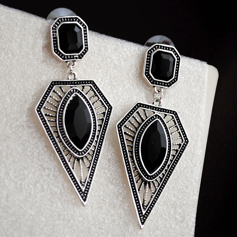 

Punk Style Triangle Drop Earring Hyperbole Geometric Pendant Earrings For Women Girls Vintage Silver Color Crystal Earrings
