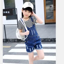 Коллекция года, летние штаны для отдыха для мальчиков новые джинсовые шорты для девочек с подтяжками детская одежда с дырками