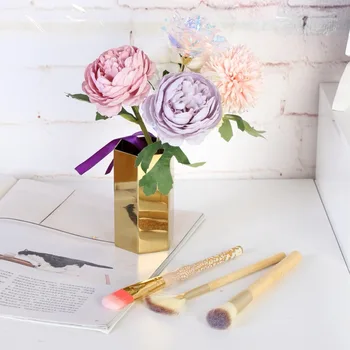 

Nordic Style Simple Gold Vase Hexagonal Pen Tube Diamond Makeup Brush Storage Tube