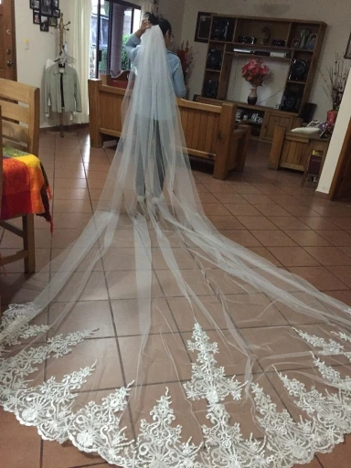 Neue 4 Meter Eine Schicht Spitze Tüll Lange Hochzeit Schleier Neue Weiß Elfenbein 4 M Braut Schleier mit Kamm Velos de Novia 400CM