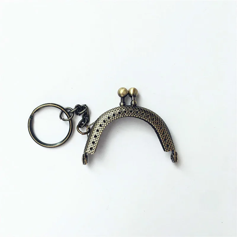 

Kiss Clasp Lock Key Ring Chain Female Coin Purse Handwork Delicate Ball Head DIY 5 Colors Lattice Mini Bag Accessories 5cm