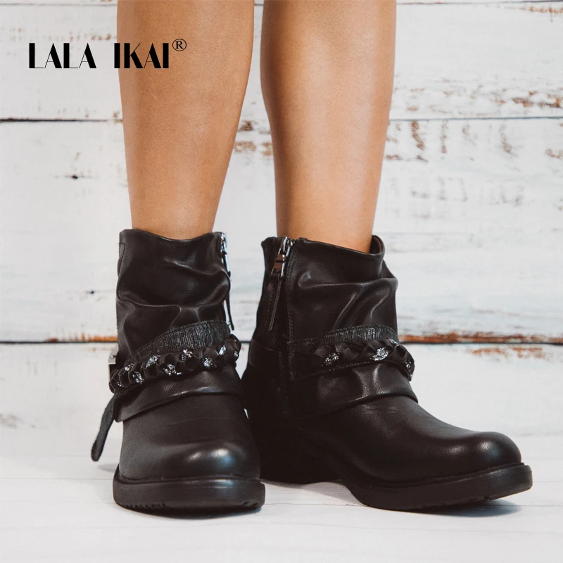 

LALA IKAI Platform Boots Western Boots Round Toe Zipper Ankle Boots PU Leather Chain Metal Decoration Ladies 014A2703 -45