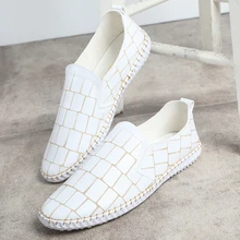 Hot-selling! Free Shipping 2016 Summer Men’s Lazy Shoes Wild Fashion Men’s Soft Bottom Flat Shoes Tartan Slip-on Shoes Size38-44