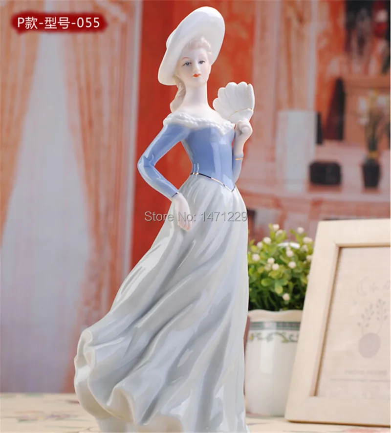 Very beautiful elegant lady ceramic figurinein Statues & Sculptures