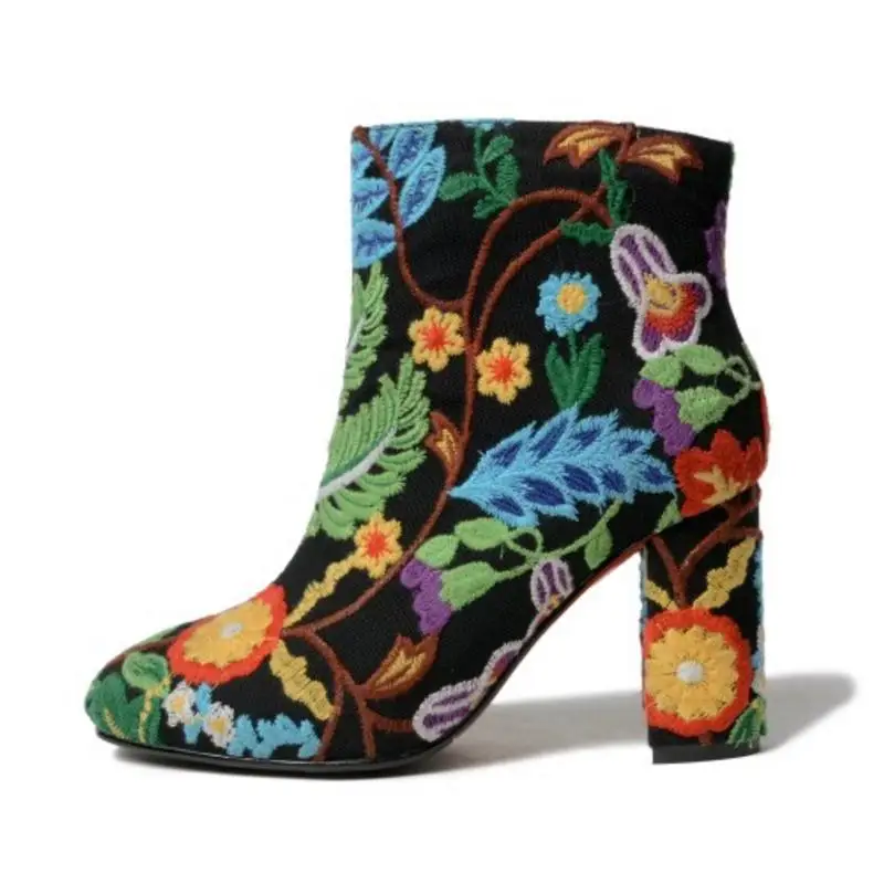 Femmes Chaussures Mode Bottes Taille Courtes D'hiver Talons Cheville Broderie 43 Noir 33 Nouvelle Vulusvalas Hauts Moitié À Femme w7OxpIpqX
