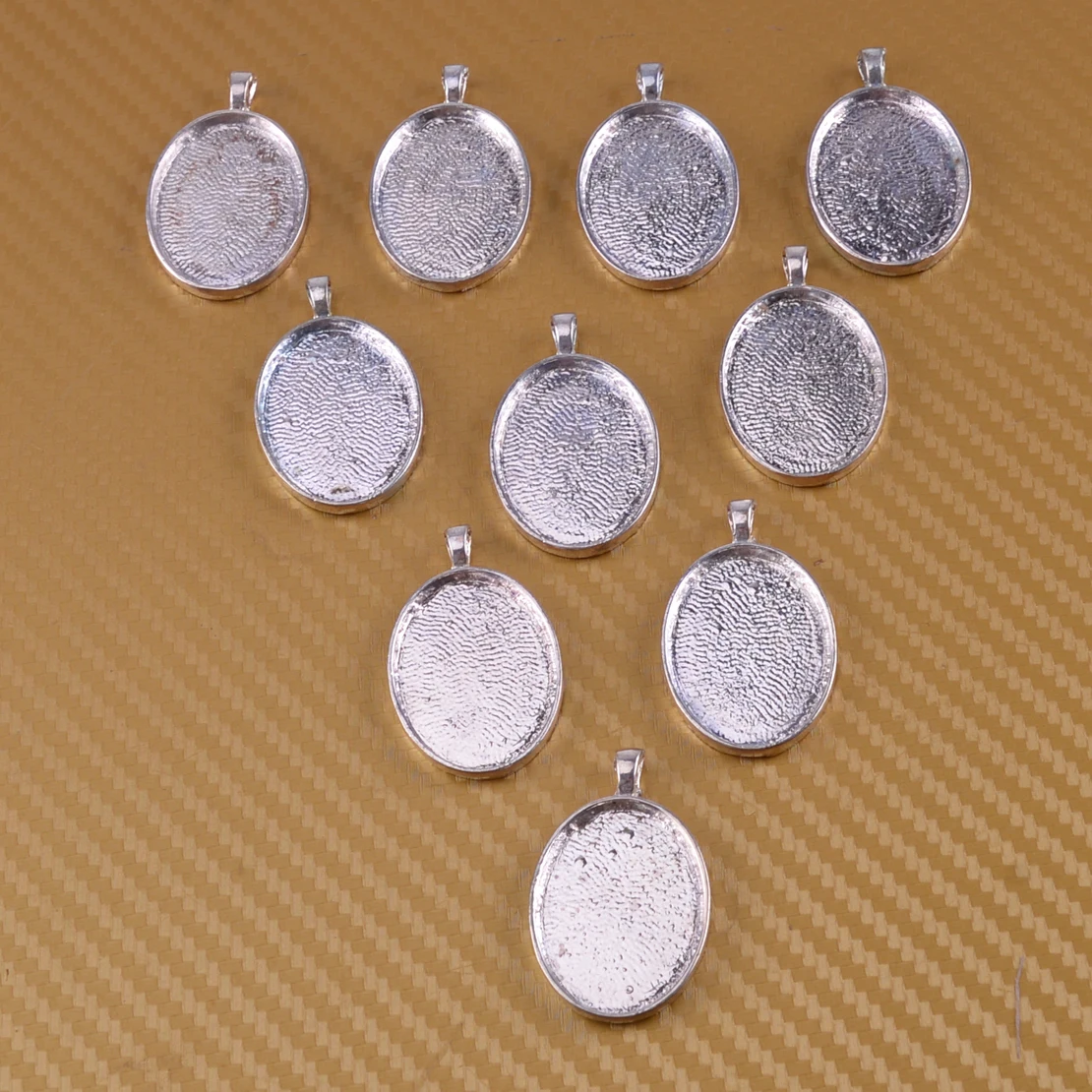 

New 10pcs 30mm Alloy Oval Pendant Tray Antique Silver Blank Bezel Base Charm For DIY Cabochon Setting Jewelry Making