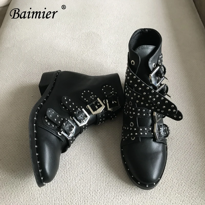 Baimier/ г., зимние женские ботинки из натуральной кожи женские ботильоны с серебряной пряжкой и заклепками на низком каблуке, мотоциклетные женские туфли в стиле панк
