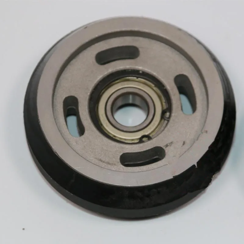roller guide shoe