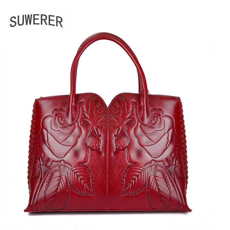 Yellow croco-embossed leather bag with passementerie details