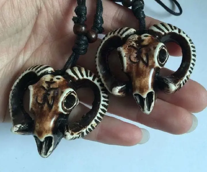 12 pcs Imitation Carved Wholesale Wood Beads Hand TX Bulls Head Cow Pendant Necklace Gift | Украшения и аксессуары