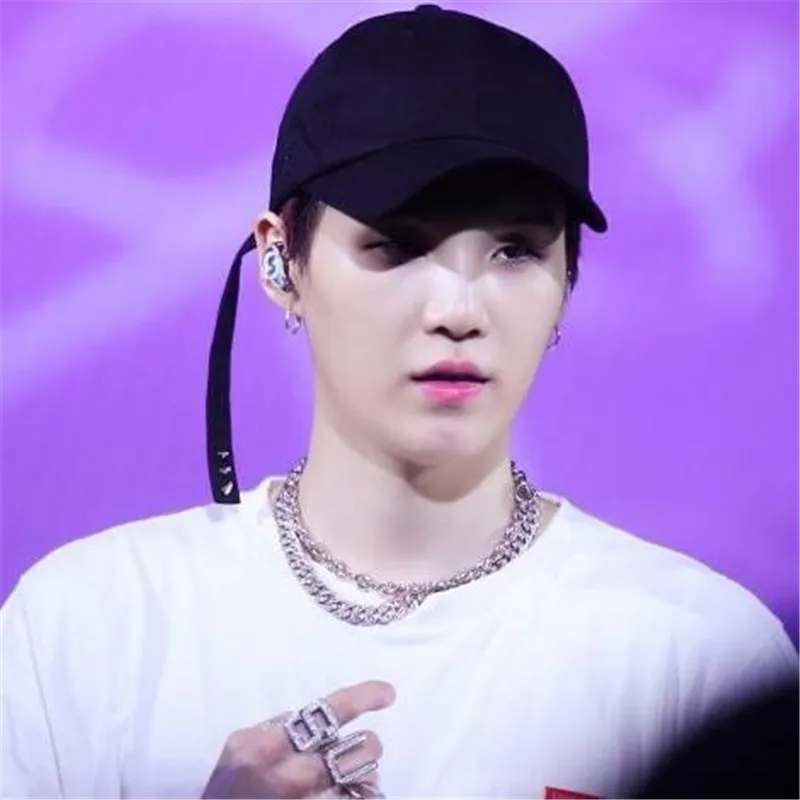 

SUGA CLASSCIAL LOVE YOURSELF TOUR Long strap with rivet Hats adjustable Baseball cap unipue style unisex