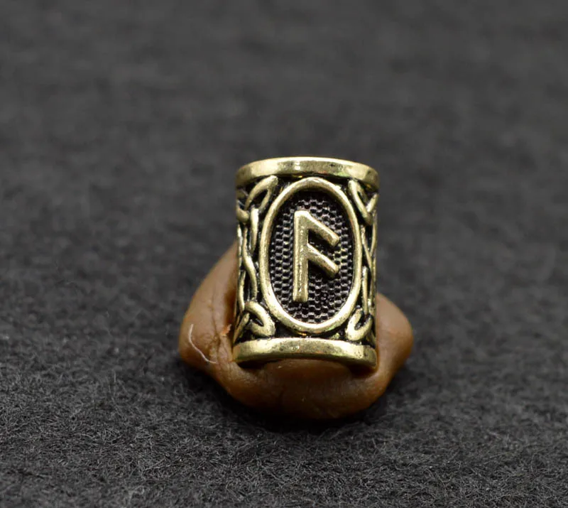 Viking Runes Beads9