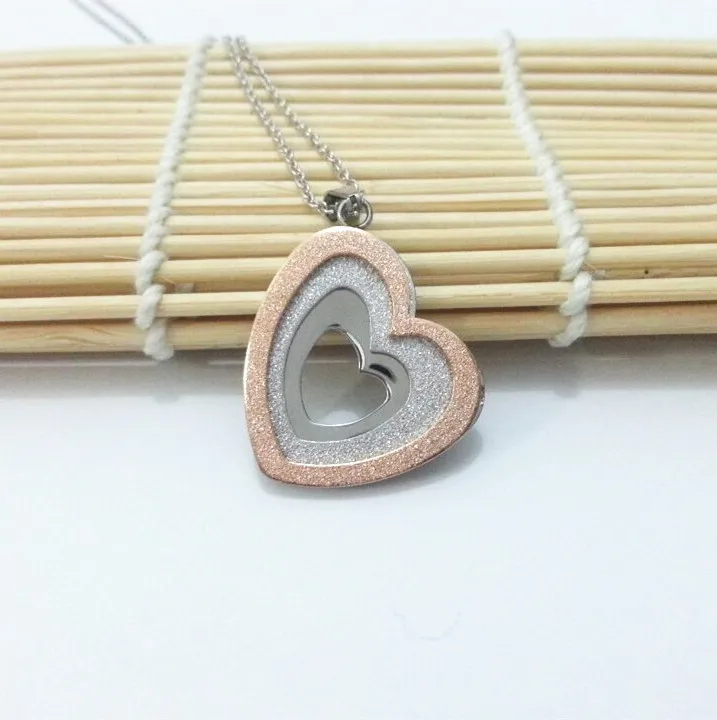 

Fashion Rose Heart Pendants Stainless Steel Frosting Heart Pendant Necklace Jewelry