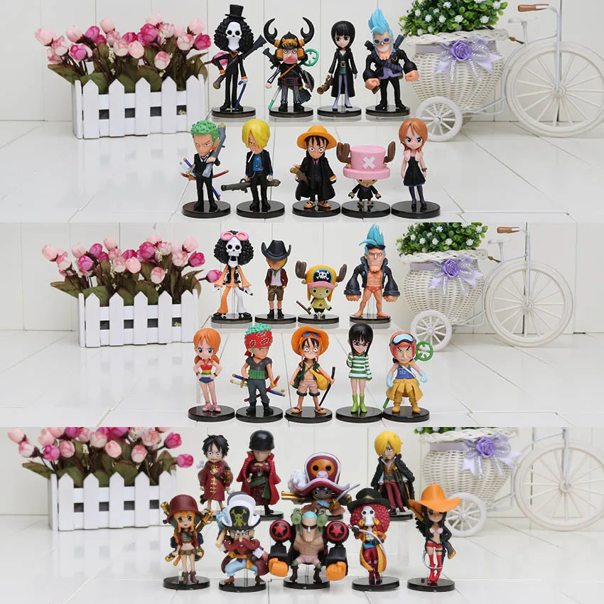 

27pcs/set Anime One Piece Film Z Luffy Nami Zoro Sanji Movie Familys PVC Action Figure Toys