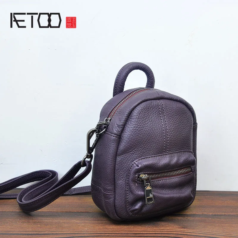 

AETOO Korean version of the female mini shoulder bag head layer of leather backpack college wind leather portable Messenger mult