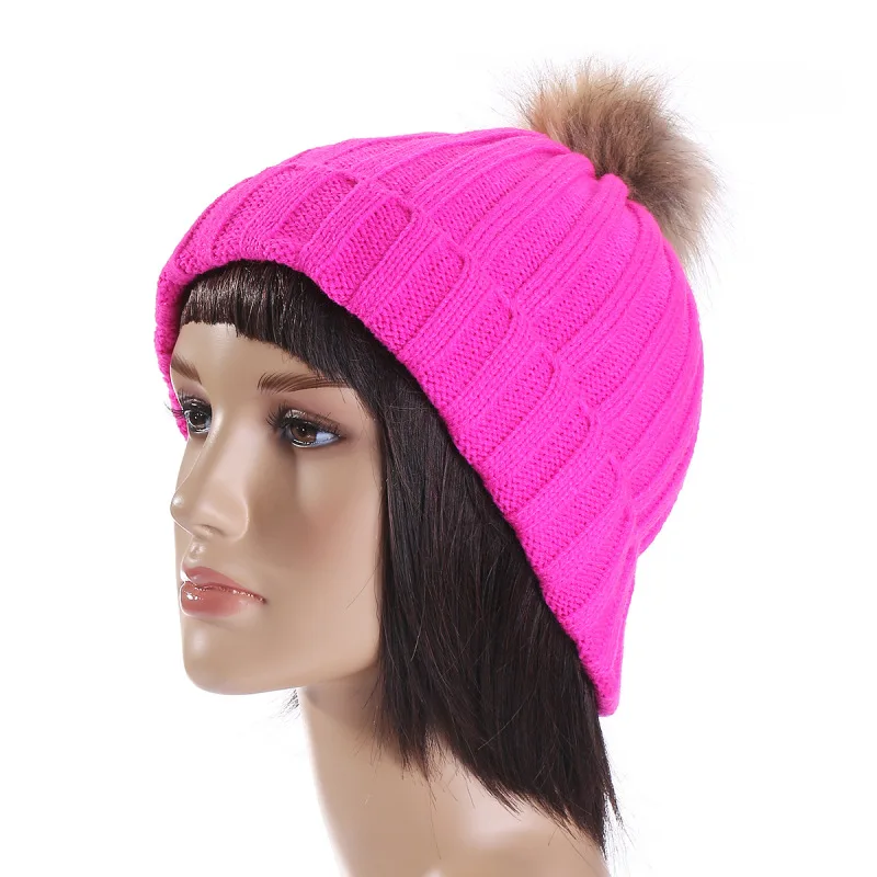 womens winter hats with ball on top