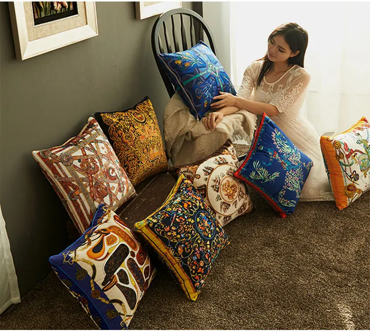 

Lisi velvet double-sided printed cushion cover Light luxury decorative pillowcase Cushion Cover Pillow Cover Pillow Case
