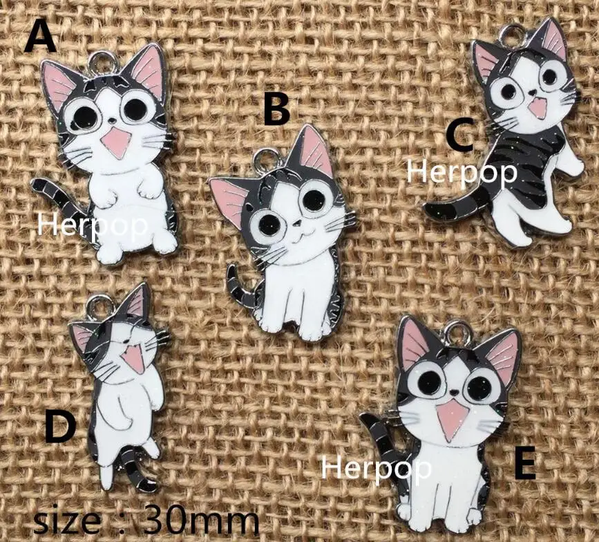 20pcs cartoon Japanese Anime Cat Enamel Metal Charm necklace Pendants