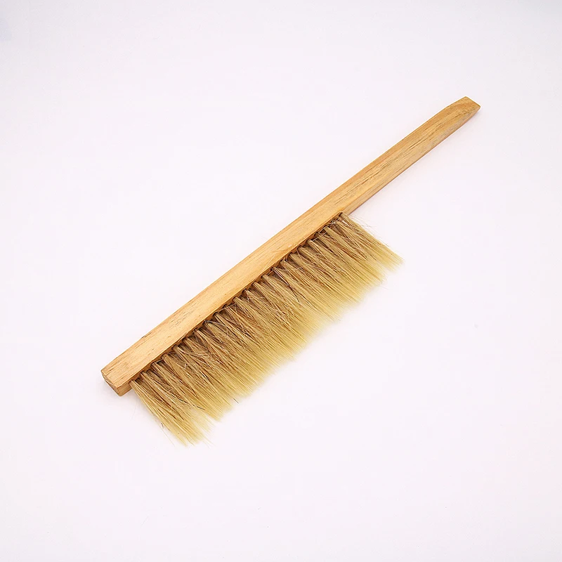 

DLKKLB Beekeeping Tools Yellow Wood Bee Sweep Brush Pig's Bristles Bee Brushes Beekeeping Equipment For Beekeeper