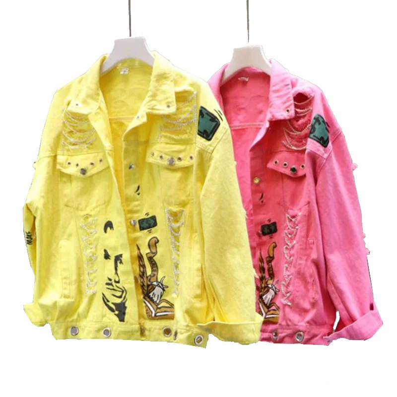 

2019New Spring Autumn Women Chain Hole Washed Denim Jacket Casual Graffti Letter print JeansPersonty Coat Women loose Jeans Top