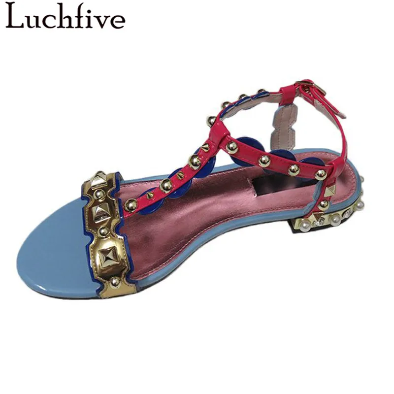 

Fashion Pearl Rivets Gladiator Sandals Women Open Toe T-strap Flat Sandals Ladies Shoes Summer Zapatos De Mujer
