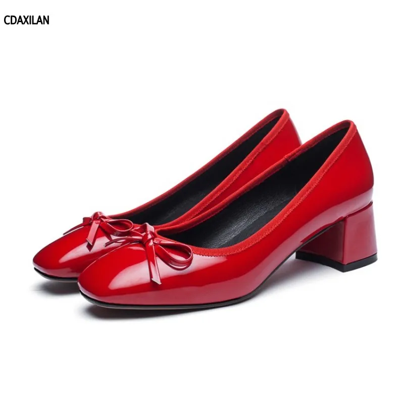

CDAXILAN new arrivals women pumps middle heels patent leather square toe shoes sweet buttery knot ladies party wedding shoes red
