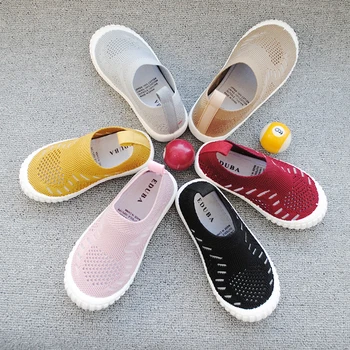 

2019 Kids Fly Knitting Casual Shoes Running Sporting Children Outdoor Shoes Soft Breathable Comfortable Boys Girls Casual Shoes