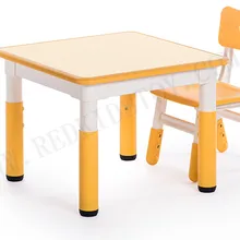 Новинка! Регулируемый по высоте детский пластиковый квадратный стол с одним стулом Нетоксичная детская мебель для детского сада CH2605