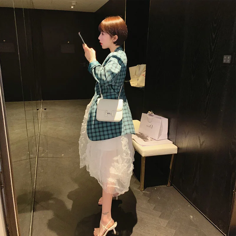 Retro Plaid Small Suit Jacket Women 2019 Spring Suit New Korean Version of The Red Suit Women Jackets and Coats Button Notched Retro Plaid Small Suit Jacket Women 2019 Spring Suit New Korean Version of The Red Suit Women Jackets and Coats Button Notched