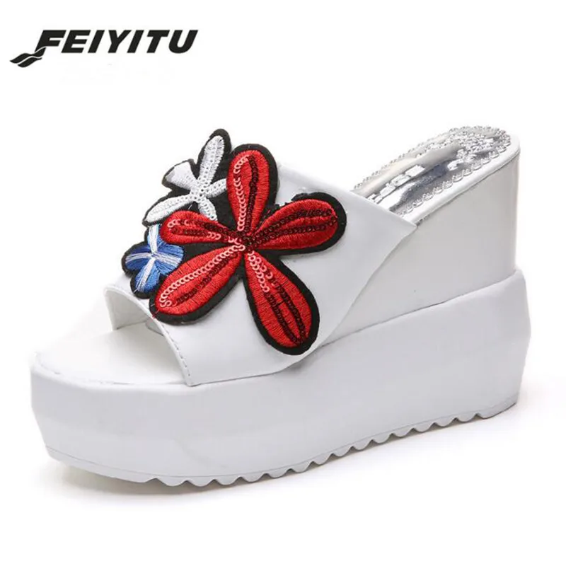 

FeiYiTu Women Super High Wedges Slippers Embroidery Rose Slippers Euramerican fashion a Word slippers open toe 2018 summer Shoes
