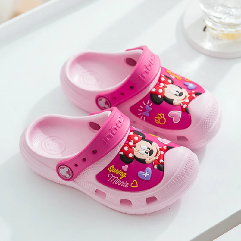 

2019 Fashion New Summer Children Cartoon Characters Cave Shoes Boys Girls Slippers Sandals Light EVA Antiskid Slippers Beach